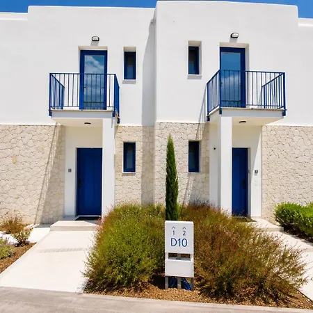2br Irina Luxury With Private Pool In Lapta